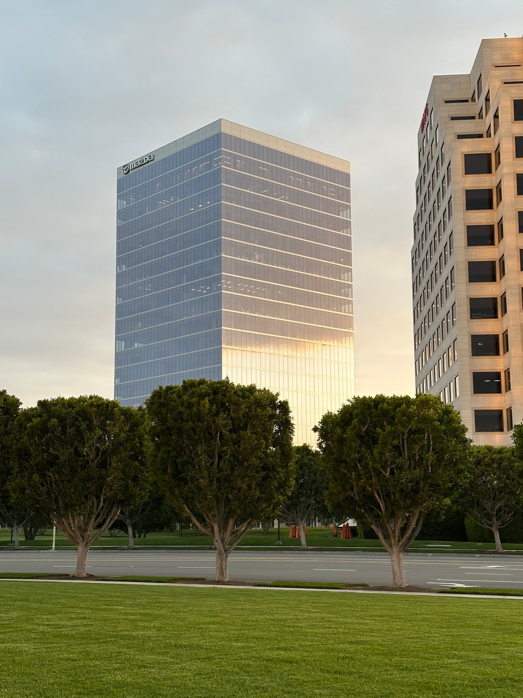 Office building at400 Spectrum Center Dr, Irvine, CA 92618